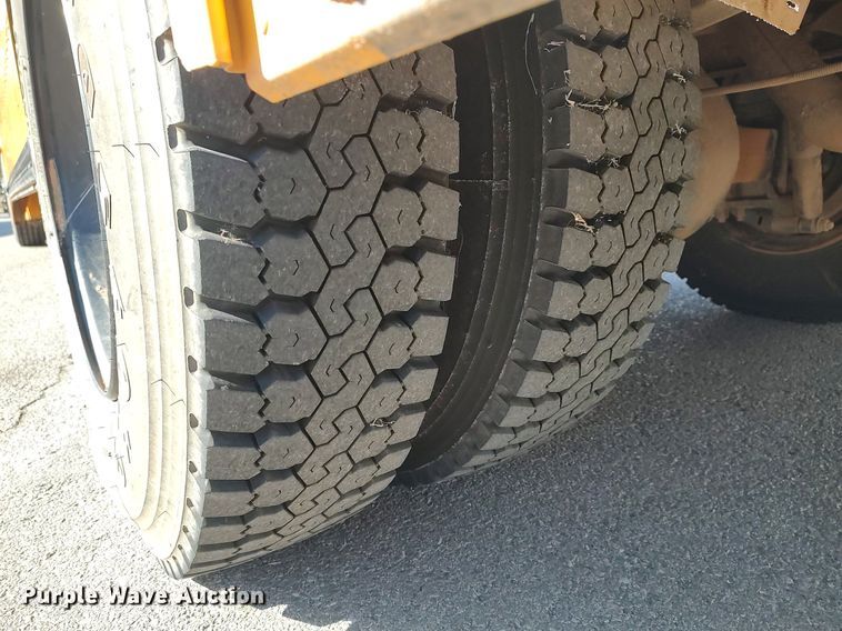 image for item MM9808 2008 Thomas  school bus