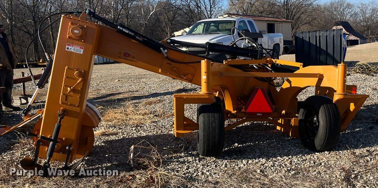 image for item MN9423 Hurricane  ditcher