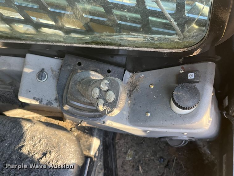 image for item MN9425 2018 ASV RT120 Posi Track  tracked skid steer loader