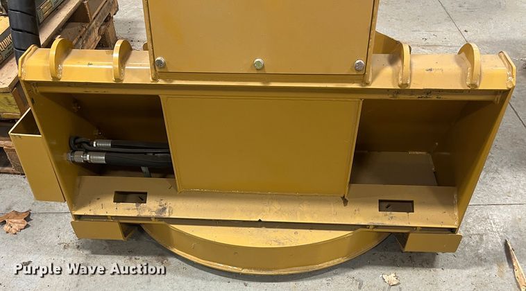 image for item MN9429 DFM  skid steer feller buncher