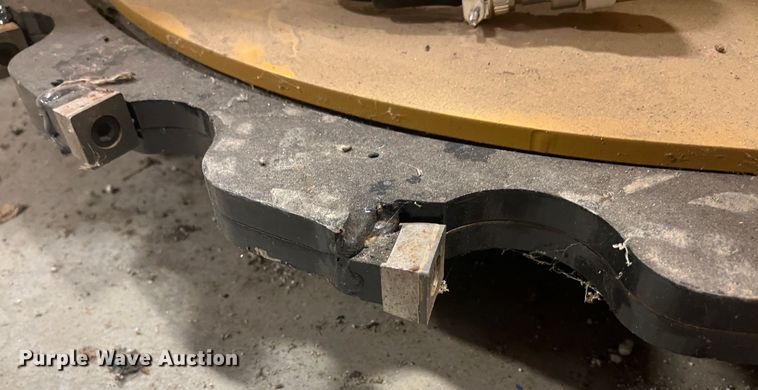 image for item MN9429 DFM  skid steer feller buncher