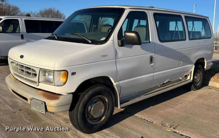 image for item MN9434 1998 Ford Club Wagon  van