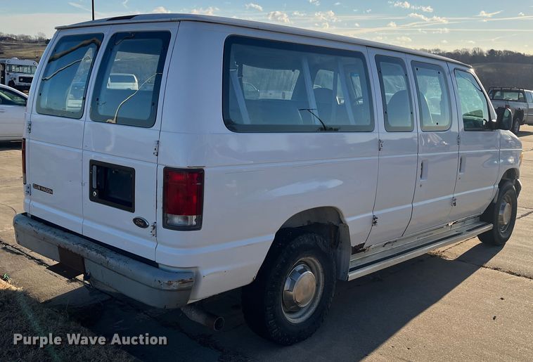 image for item MN9434 1998 Ford Club Wagon  van