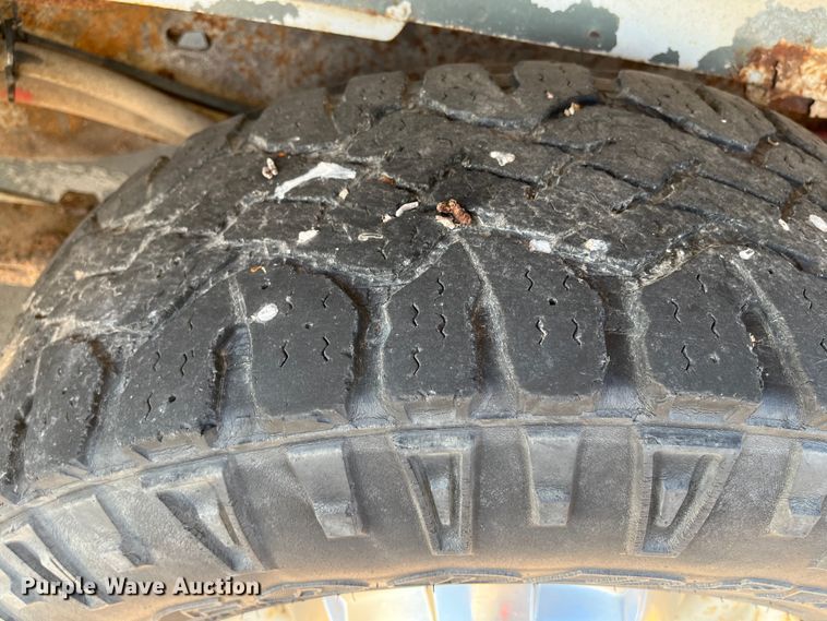 image for item MN9434 1998 Ford Club Wagon  van