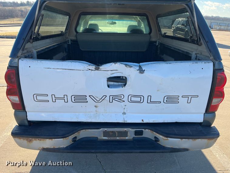 image for item MN9437 2006 Chevrolet Silverado 1500  Ext. Cab pickup truck