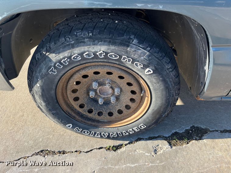 image for item MN9437 2006 Chevrolet Silverado 1500  Ext. Cab pickup truck