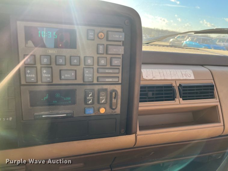 image for item MN9438 1988 Chevrolet 2500  pickup truck