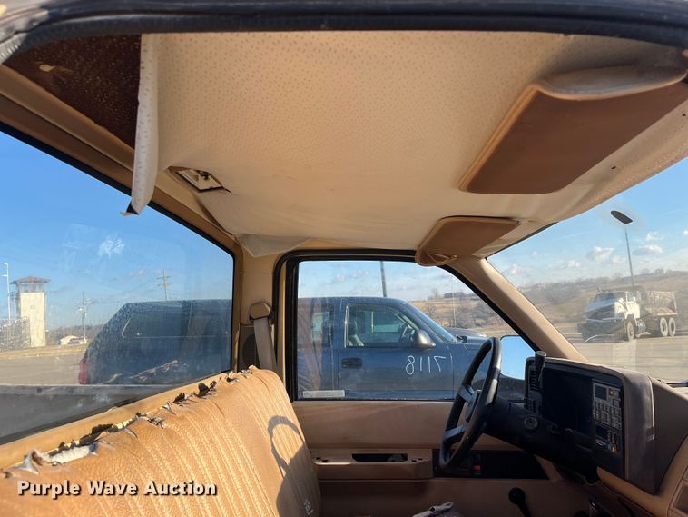 image for item MN9438 1988 Chevrolet 2500  pickup truck