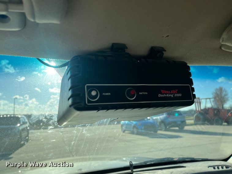 image for item MN9439 2005 Ford Crown Victoria Police Interceptor