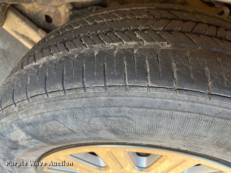 image for item MN9439 2005 Ford Crown Victoria Police Interceptor