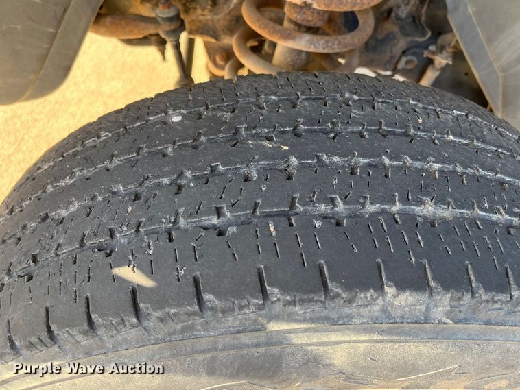 image for item MN9440 2001 Dodge Ram 1500  Club Cab pickup truck