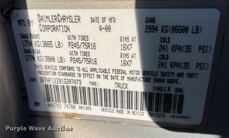 image for item MN9440 2001 Dodge Ram 1500  Club Cab pickup truck