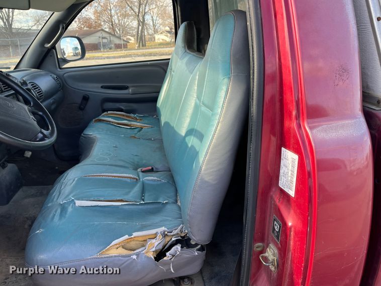 image for item MN9443 1999 Dodge Ram 1500  pickup truck