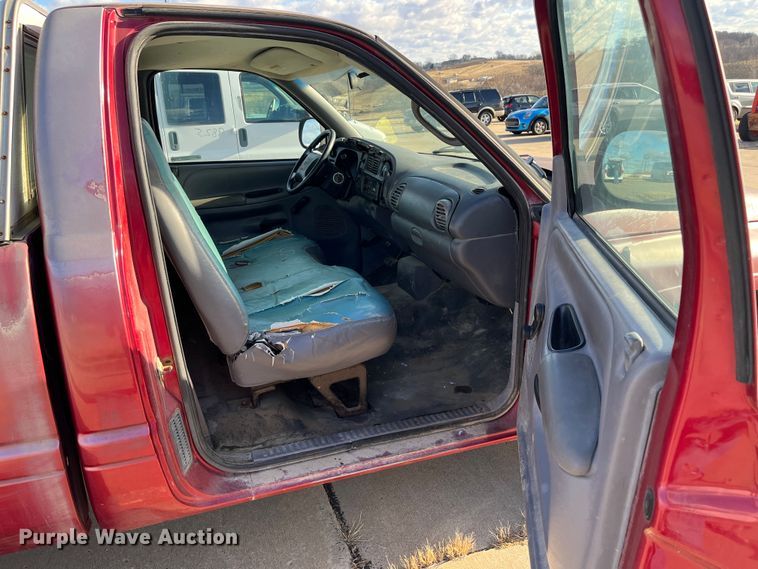 image for item MN9443 1999 Dodge Ram 1500  pickup truck