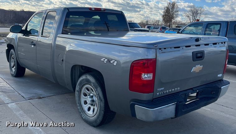 image for item MN9444 2008 Chevrolet Silverado 1500  Ext. Cab pickup truck