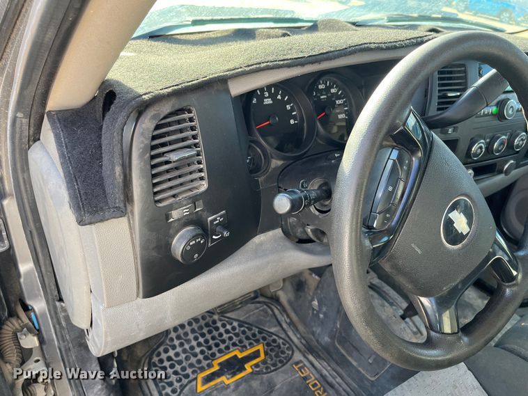 image for item MN9444 2008 Chevrolet Silverado 1500  Ext. Cab pickup truck