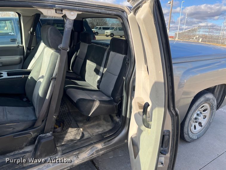 image for item MN9444 2008 Chevrolet Silverado 1500  Ext. Cab pickup truck