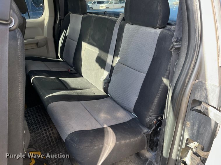 image for item MN9444 2008 Chevrolet Silverado 1500  Ext. Cab pickup truck