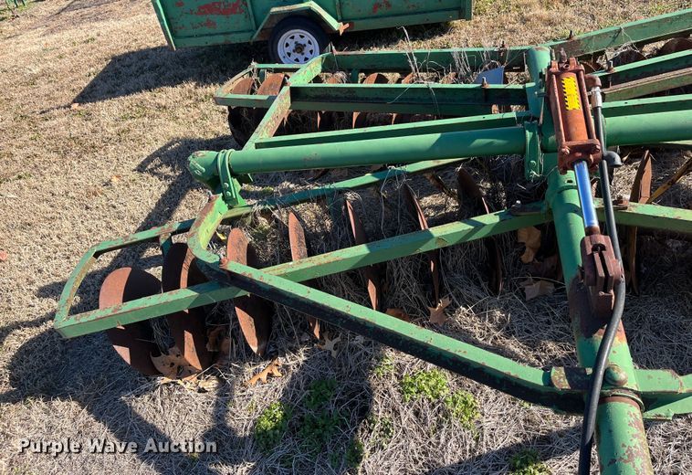 image for item MN9445 John Deere  disk