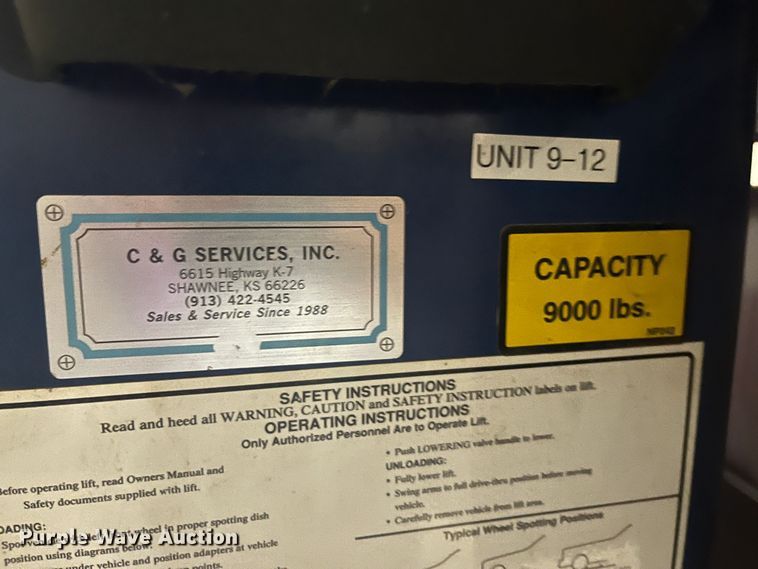 image for item MN9459 Rotary lift SPOA9A302  automotive lift