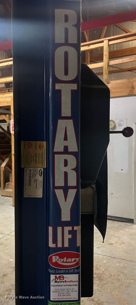 image for item MN9459 Rotary lift SPOA9A302  automotive lift