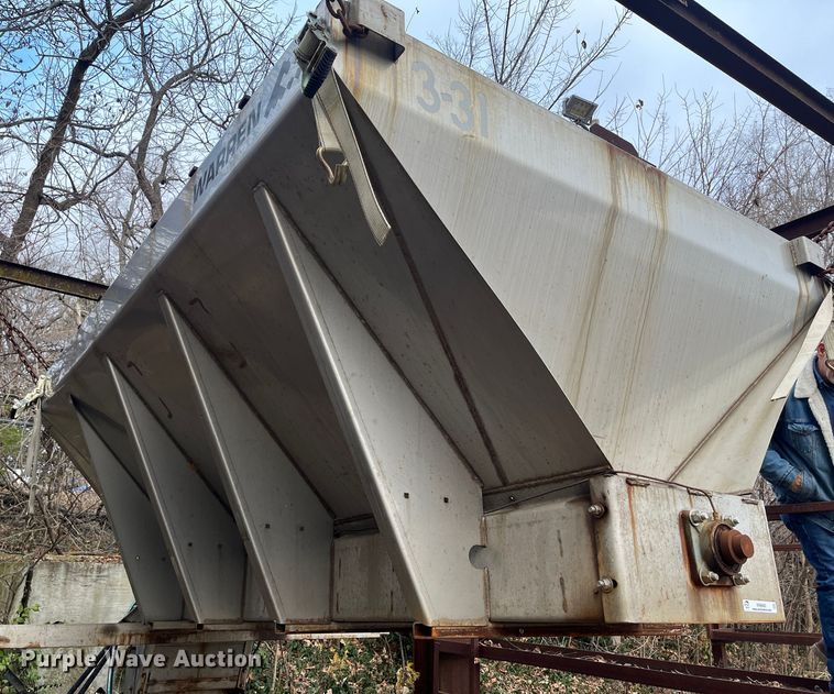 image for item MN9460 Warren  spreader