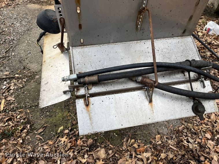 image for item MN9460 Warren  spreader