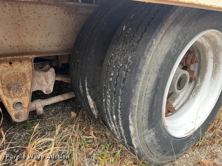 image for item MN9462 1980 Trail King  equipment trailer