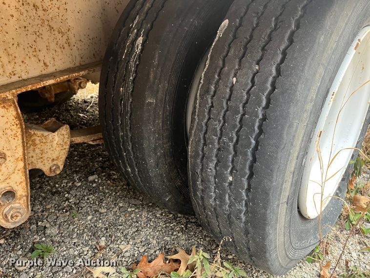 image for item MN9462 1980 Trail King  equipment trailer