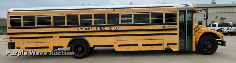 image for item MR9485 2006 Blue Bird  school bus