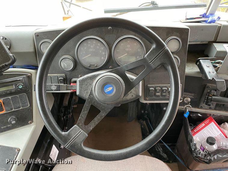 image for item MR9489 2006 Blue Bird  school bus