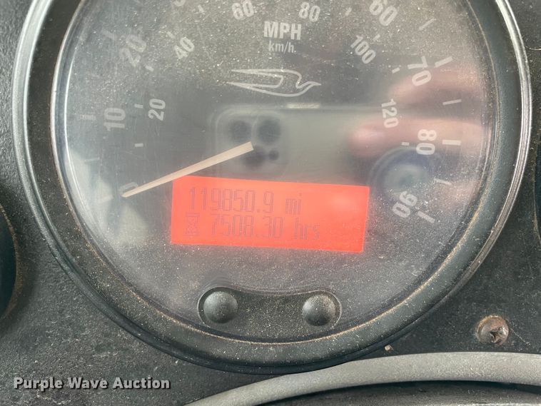 image for item MR9489 2006 Blue Bird  school bus