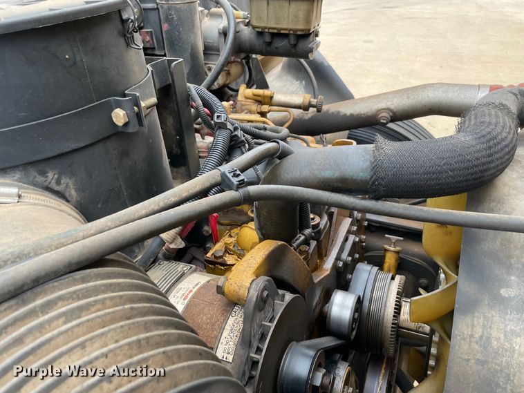 image for item MR9489 2006 Blue Bird  school bus