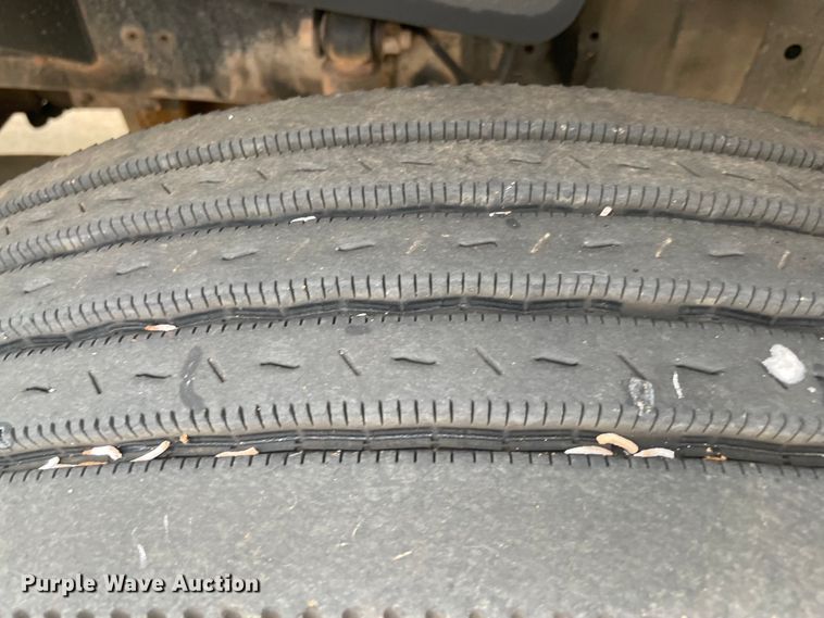 image for item MR9489 2006 Blue Bird  school bus