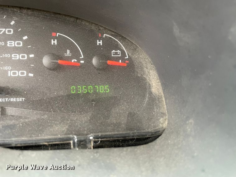 image for item MR9494 2007 Ford E450 Super Duty  school bus