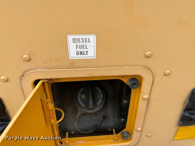 image for item MR9494 2007 Ford E450 Super Duty  school bus