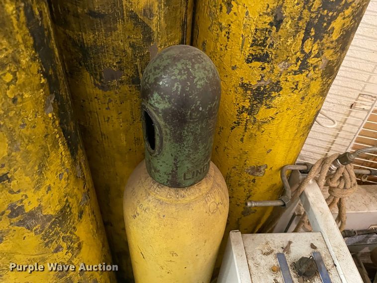 image for item MR9523 Bauer C-E1  breathing air compressor