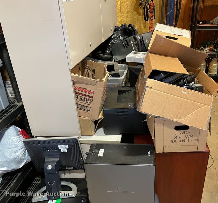 image for item MR9526 Office supplies and equipment