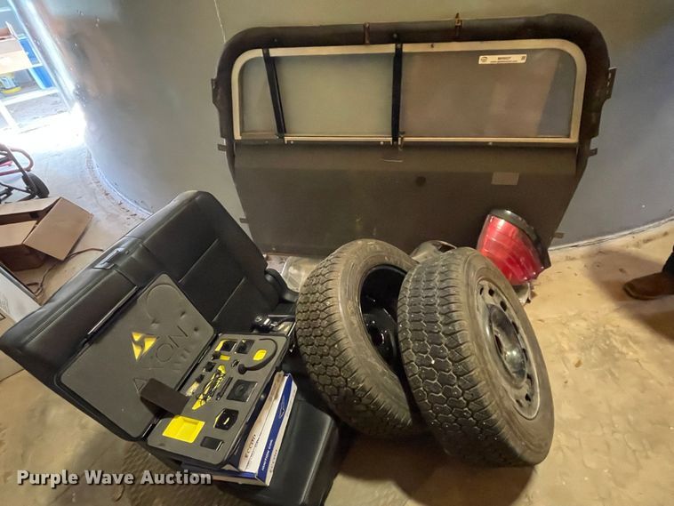 image for item MR9527 Automotive parts