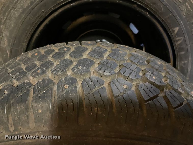 image for item MR9527 Automotive parts