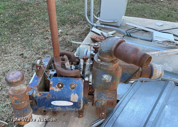 image for item MR9528 White Star VH4D  water pump