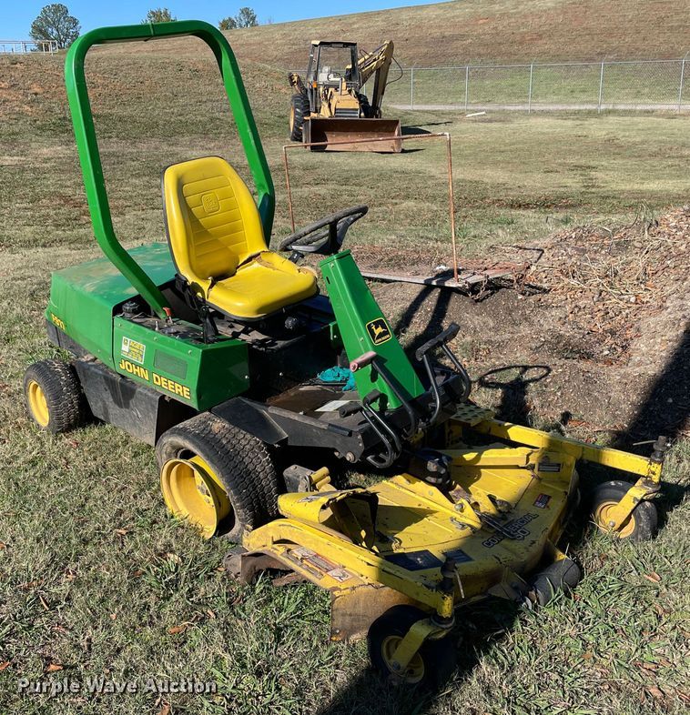 image for item MR9529 John Deere F911  lawn mower