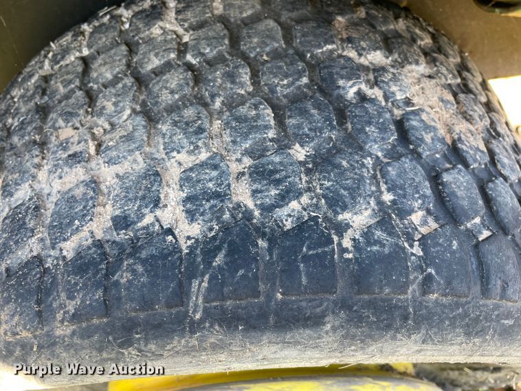 image for item MR9529 John Deere F911  lawn mower