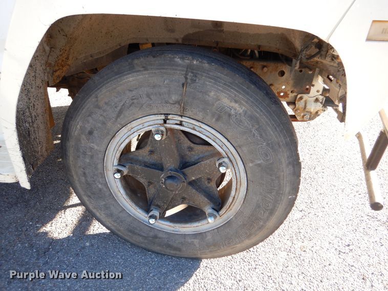 image for item MT9828 Ford  dump truck