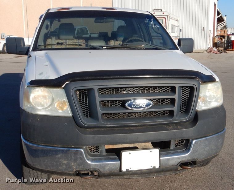 image for item MT9913 2005 Ford F150  SuperCab pickup truck