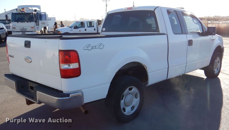 image for item MT9913 2005 Ford F150  SuperCab pickup truck
