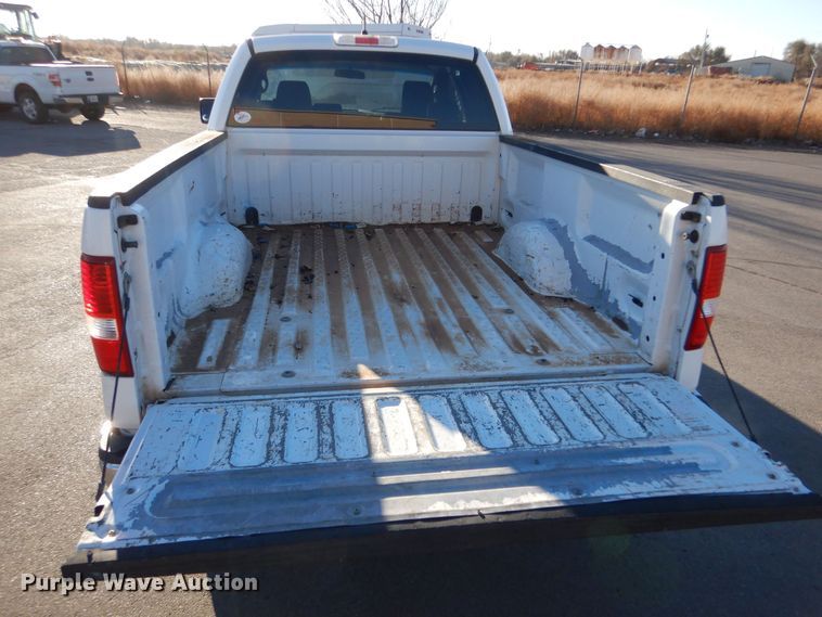 image for item MT9913 2005 Ford F150  SuperCab pickup truck