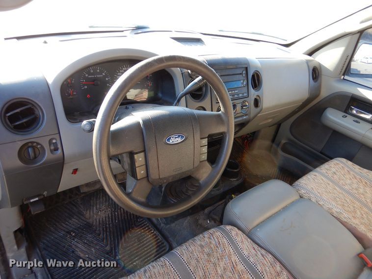 image for item MT9913 2005 Ford F150  SuperCab pickup truck