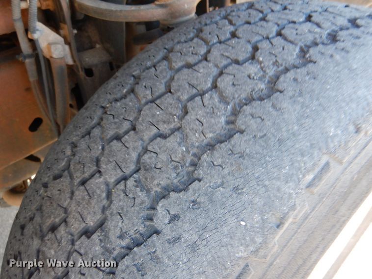 image for item MT9913 2005 Ford F150  SuperCab pickup truck