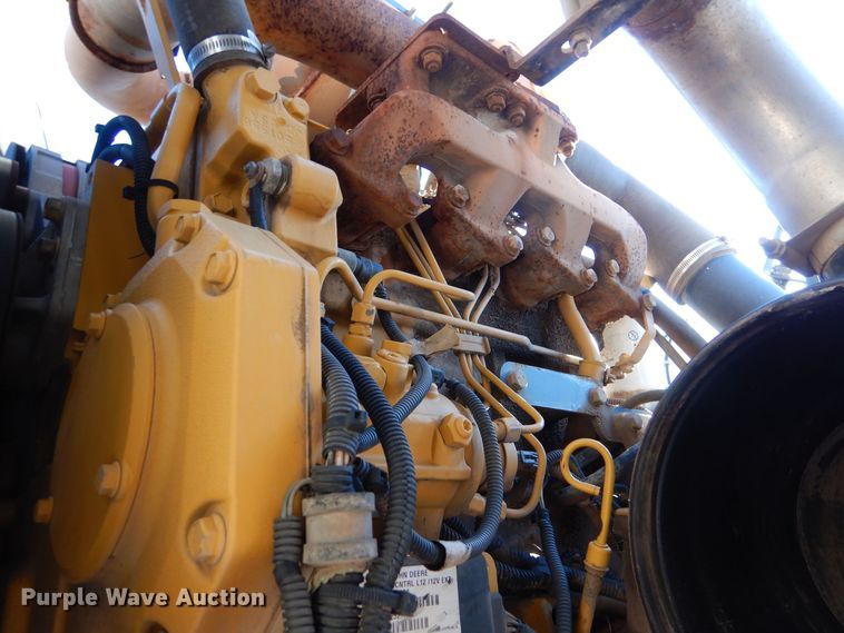 image for item MT9915 2005 Sterling SC8000  street sweeper truck